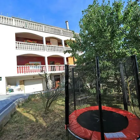 Sara Apartment